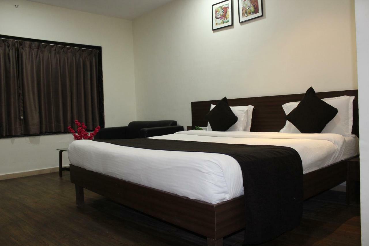 Hotel Sea Rock Villa Daman Dış mekan fotoğraf