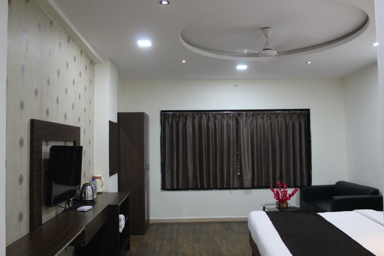 Hotel Sea Rock Villa Daman Dış mekan fotoğraf